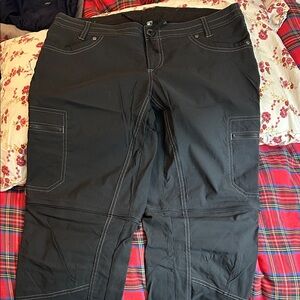 Kuhl Women's Black Cargo Pants